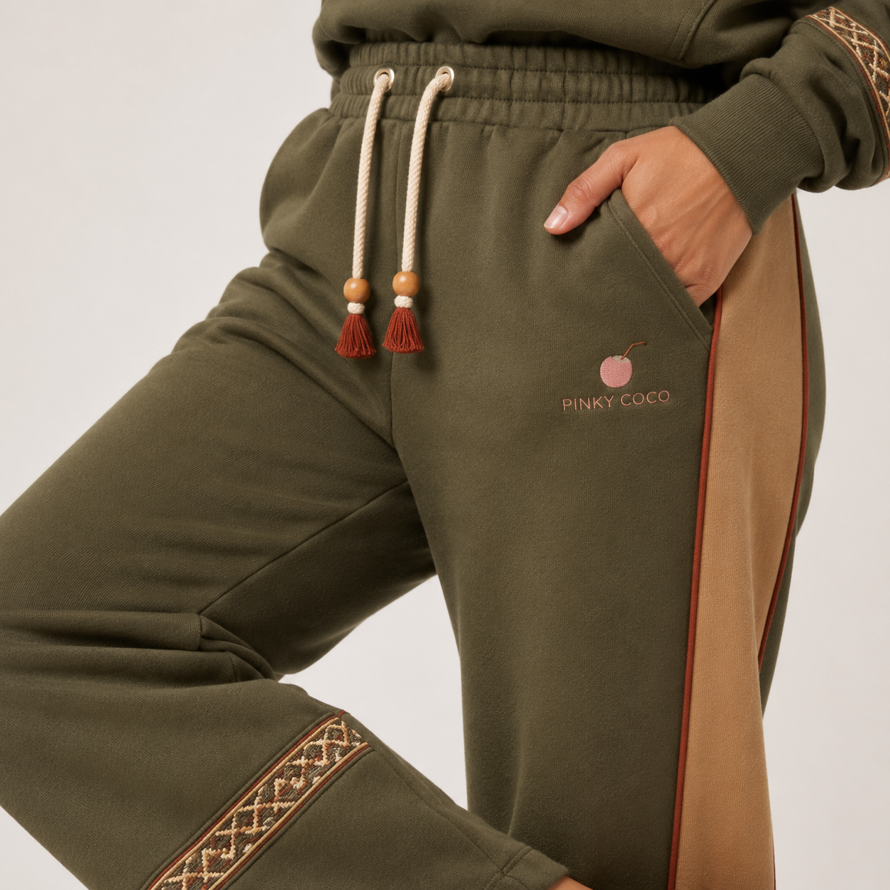 Additional view of the PinkyCoco Olive Desert Trail fleece set